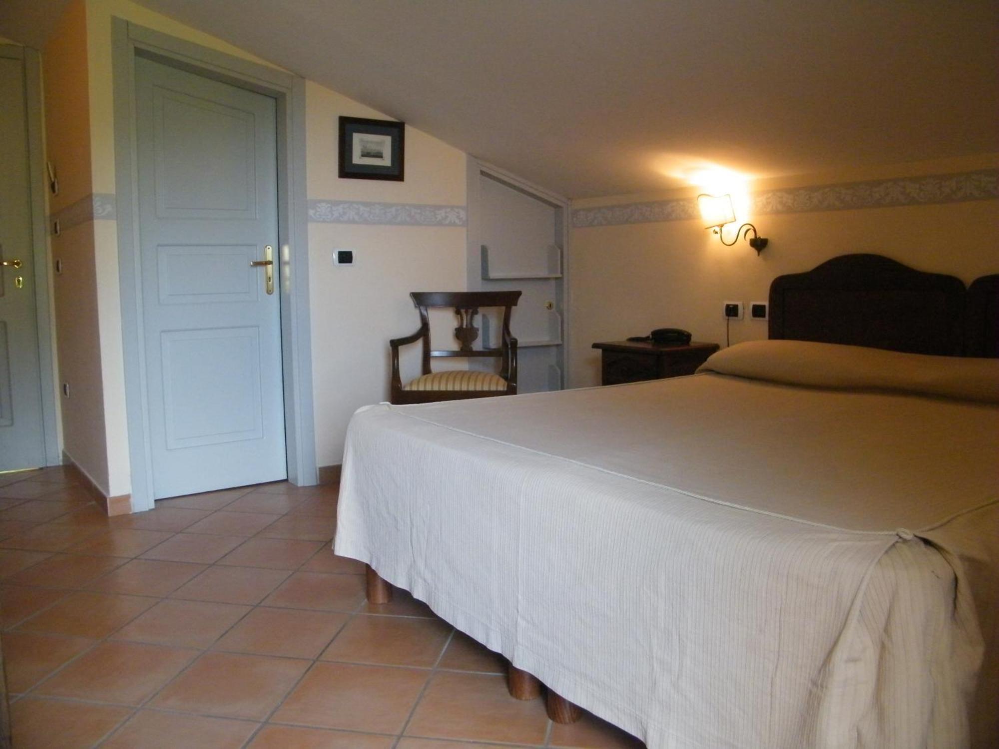 Hotel Villa Delle Meraviglie Maratea Oda fotoğraf